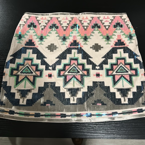 Express Mini Skirt - Picture 2 of 5